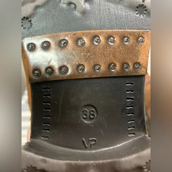 Tamaris Leather Bootie size 7.5 - Picture 10 of 11